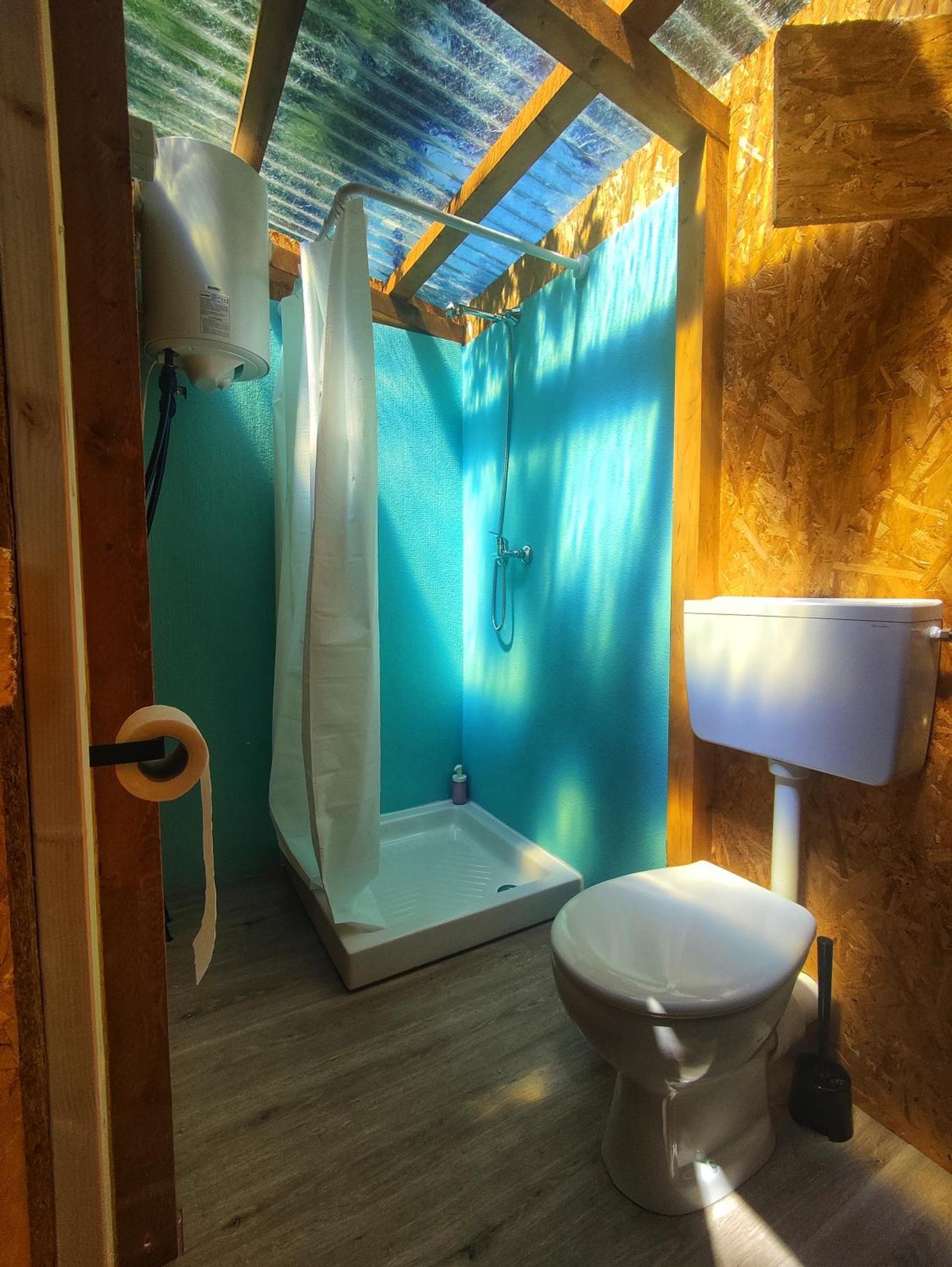 Hotel La Tana Nel Bosco Di Casa Amilton à Ponzanello Extérieur photo
